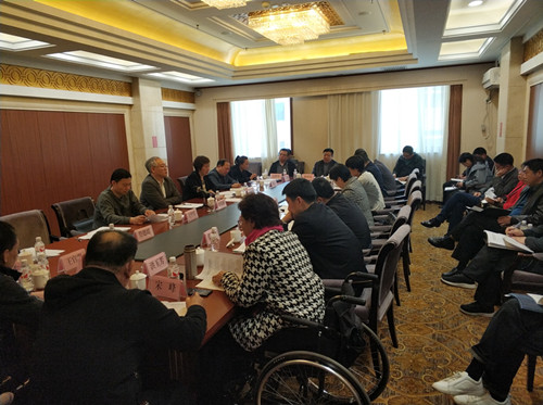 图为会议现场