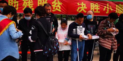 图为活动现场