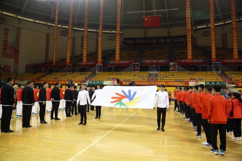 图为聋奥会会旗入场