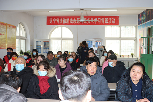 图为活动现场